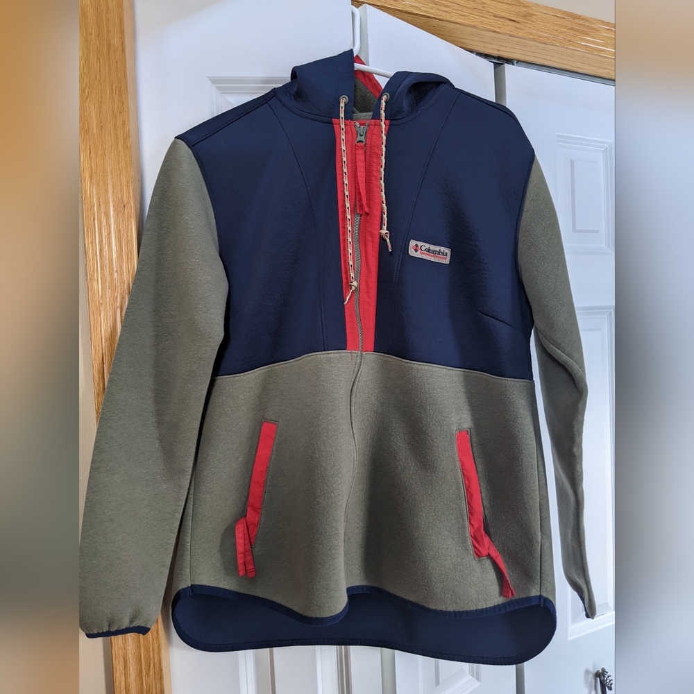 Women's Columbia zip up jacket